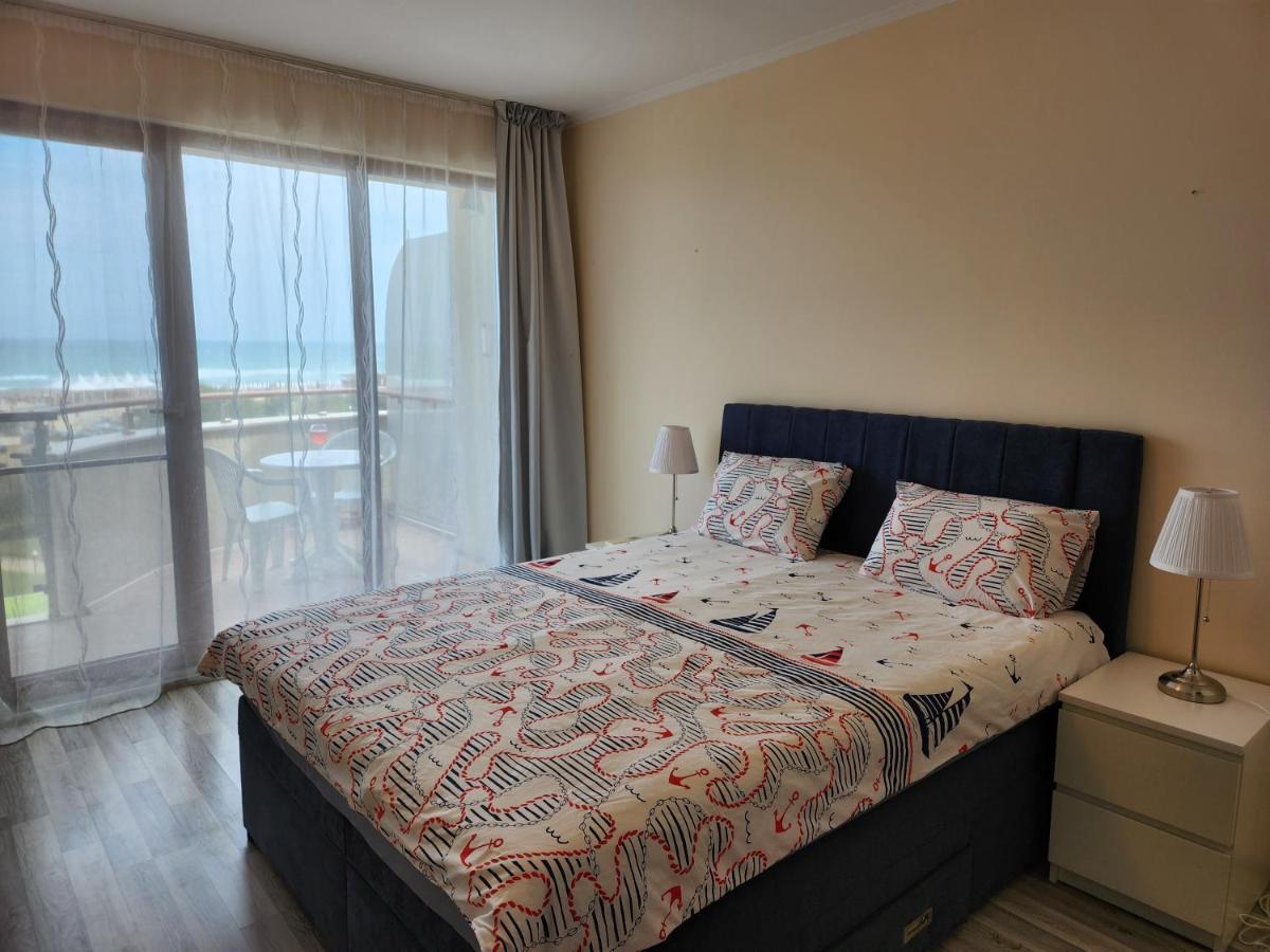 Beach View Apartment Шкорпиловці Екстер'єр фото